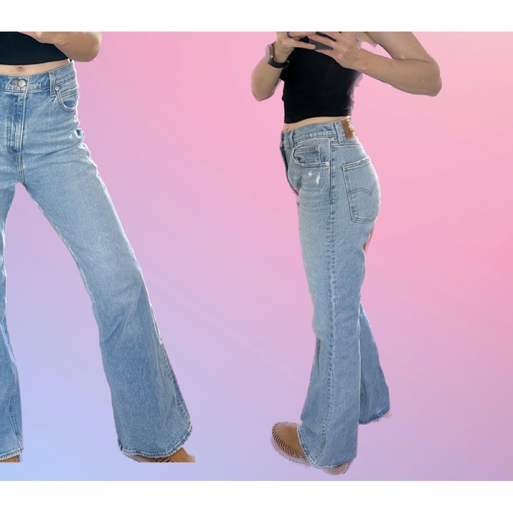 Levi’s 70’s High Rise Flare